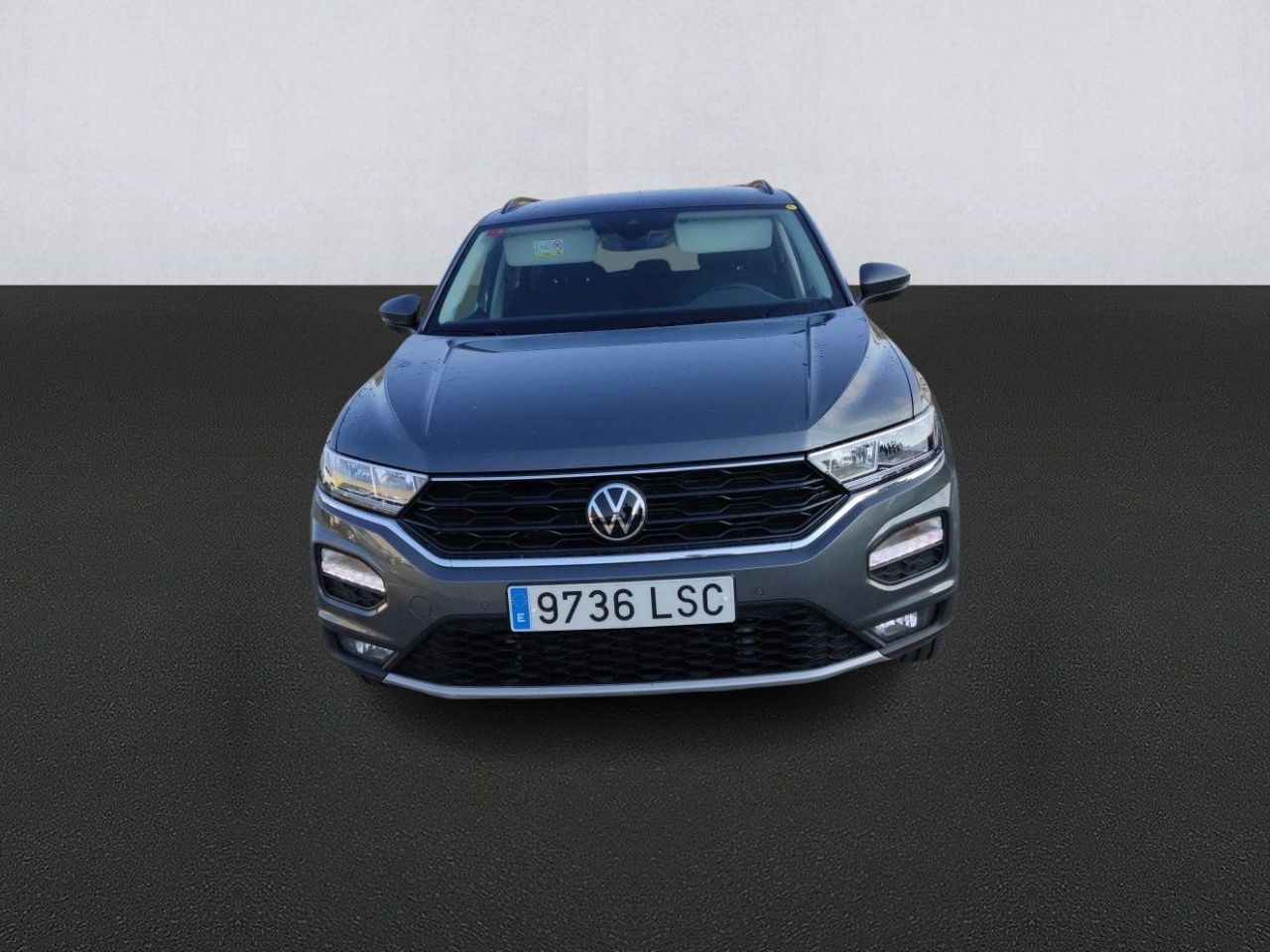 Renting VOLKSWAGEN T-ROC Advance 1.5 TSI 110kW (150CV) DSG