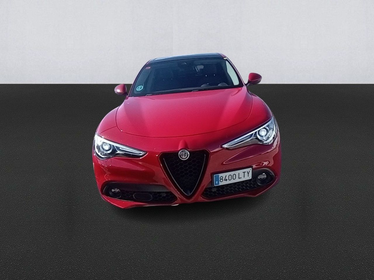 Renting ALFA ROMEO STELVIO 2.2 Diésel 140kW (190CV) Sprint+ Q4