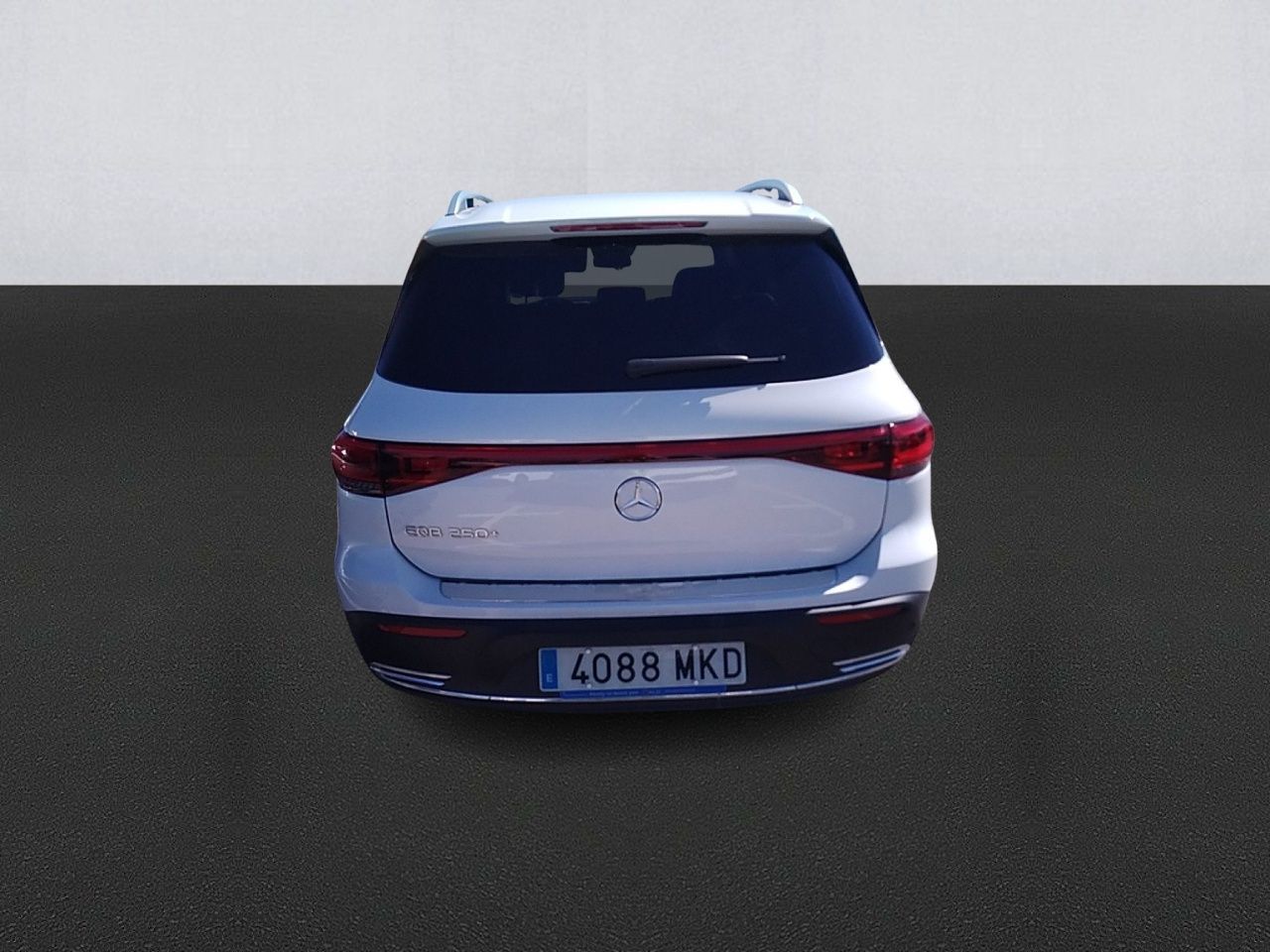 Renting MERCEDES EQB EQB 250+