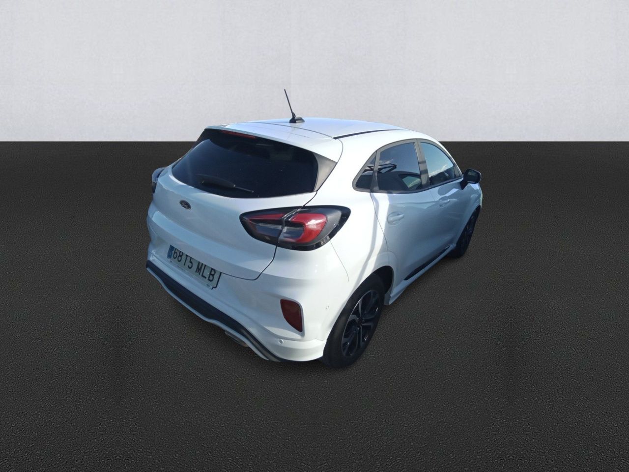 Renting FORD PUMA 1.0 EcoBoost 125cv ST-Line MHEV