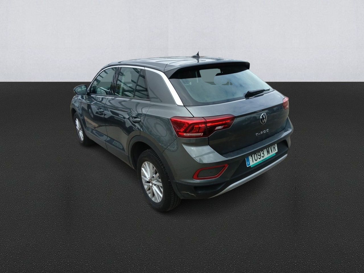 Renting VOLKSWAGEN T-ROC T-Roc 2.0 TDI 85kW (115CV)
