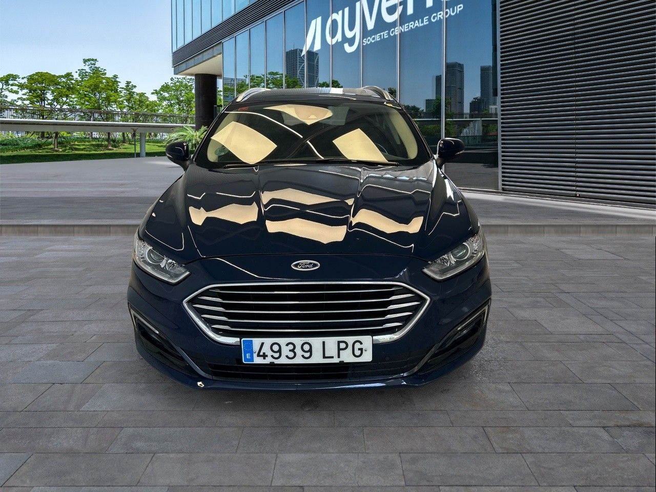 Renting FORD MONDEO 2.0 TDCi 110kW Titanium PowShift SB