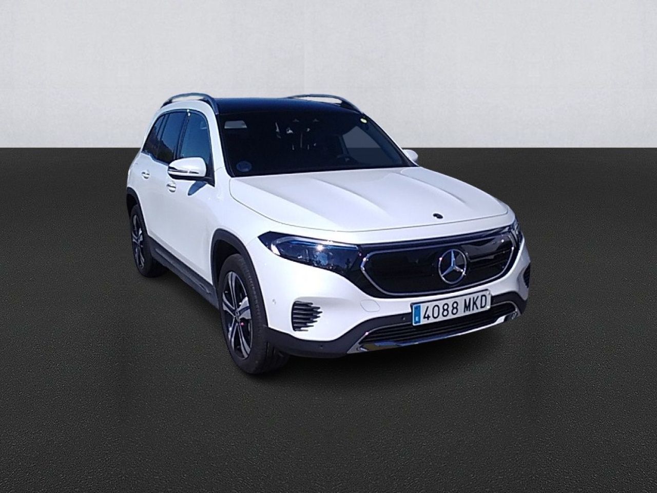 Renting MERCEDES EQB EQB 250+