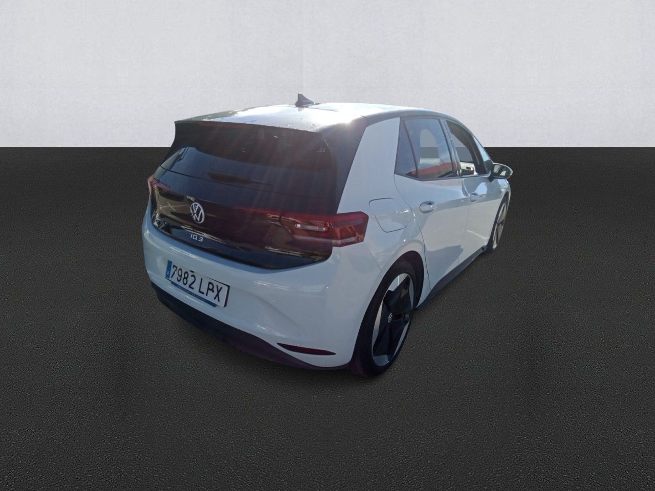 Renting VOLKSWAGEN ID.3 Business 150kW (205CV) Automático 1 vel.