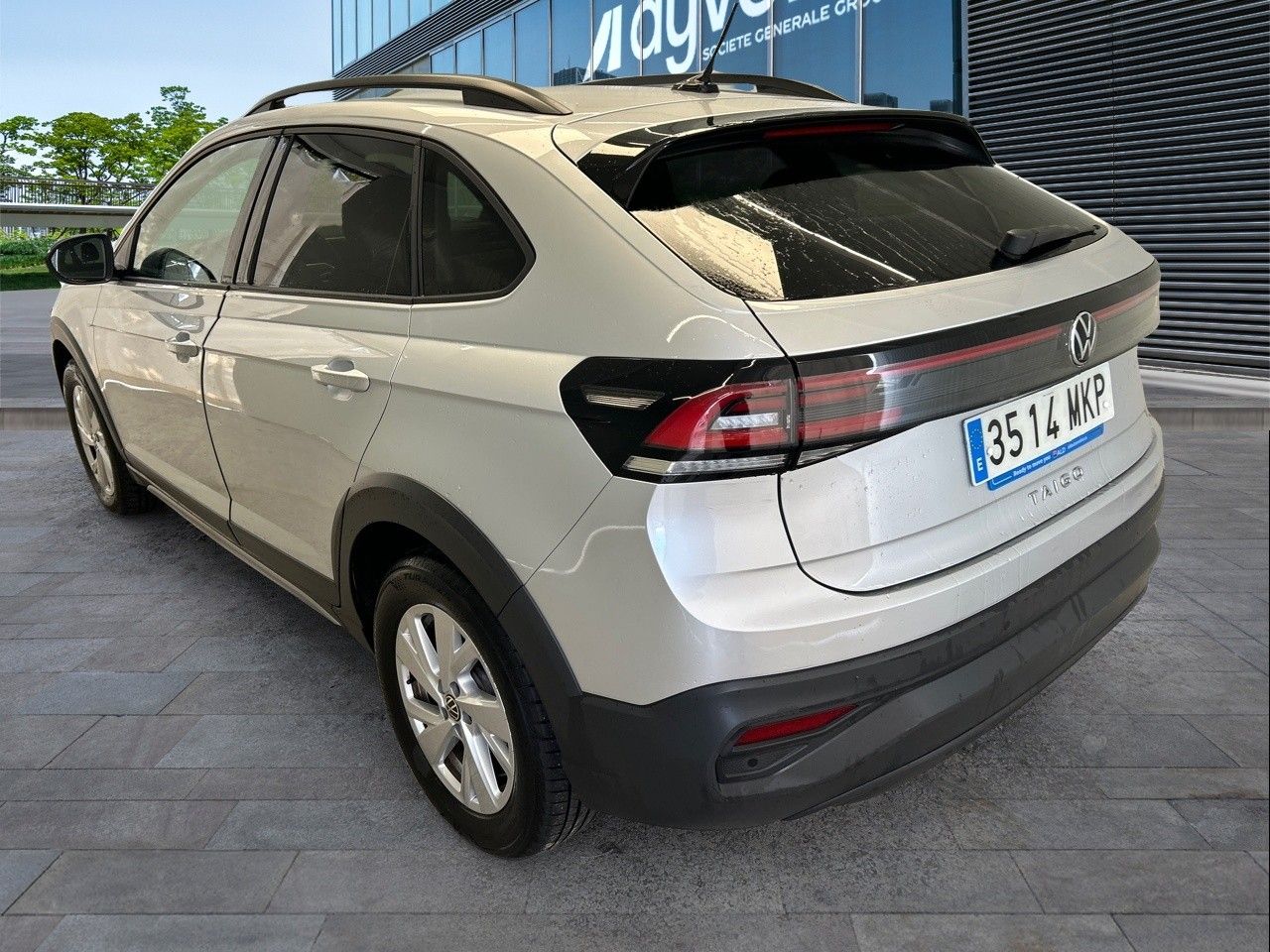 Renting VOLKSWAGEN TAIGO Life 1.0 TSI 81kW (110CV)