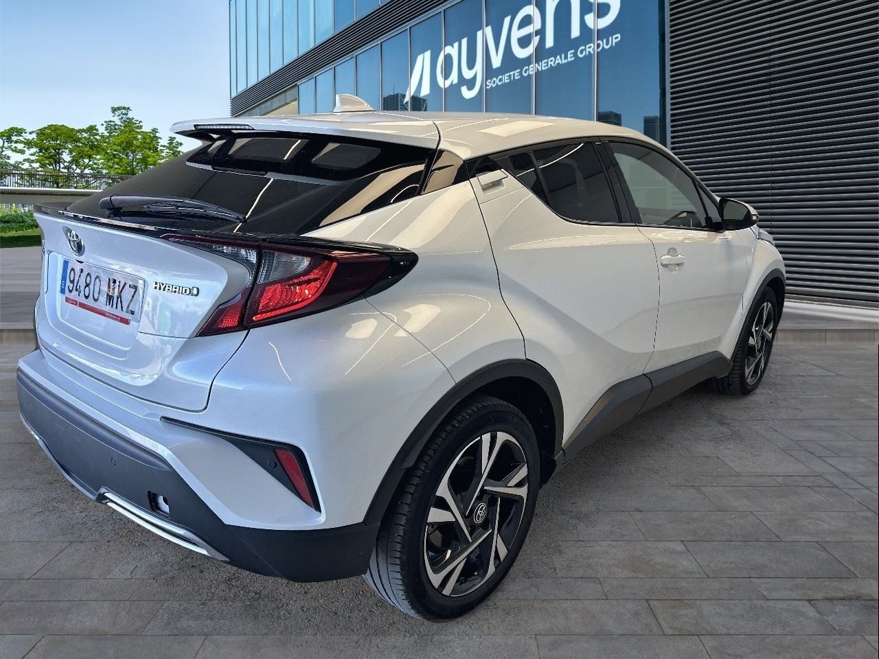 Renting TOYOTA C-HR 2.0 180H Advance