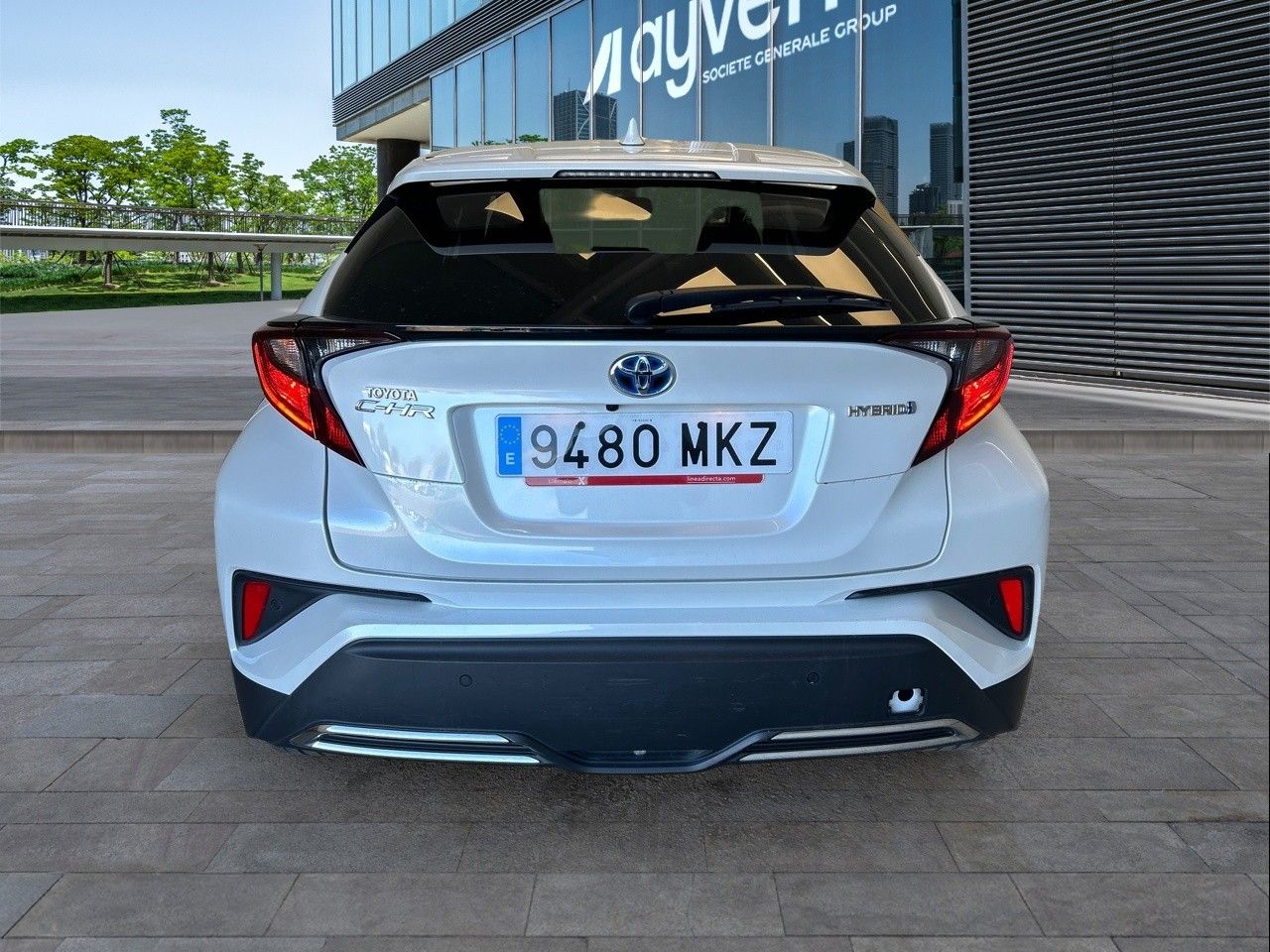 Renting TOYOTA C-HR 2.0 180H Advance