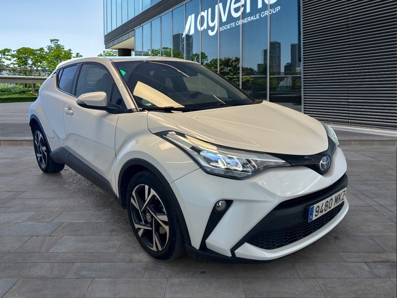 Renting TOYOTA C-HR 2.0 180H Advance