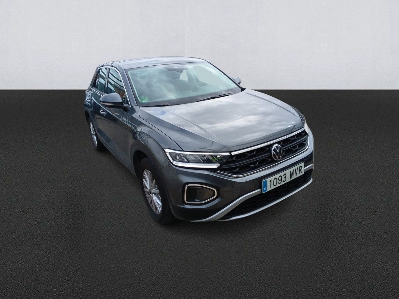 Renting VOLKSWAGEN T-ROC T-Roc 2.0 TDI 85kW (115CV)