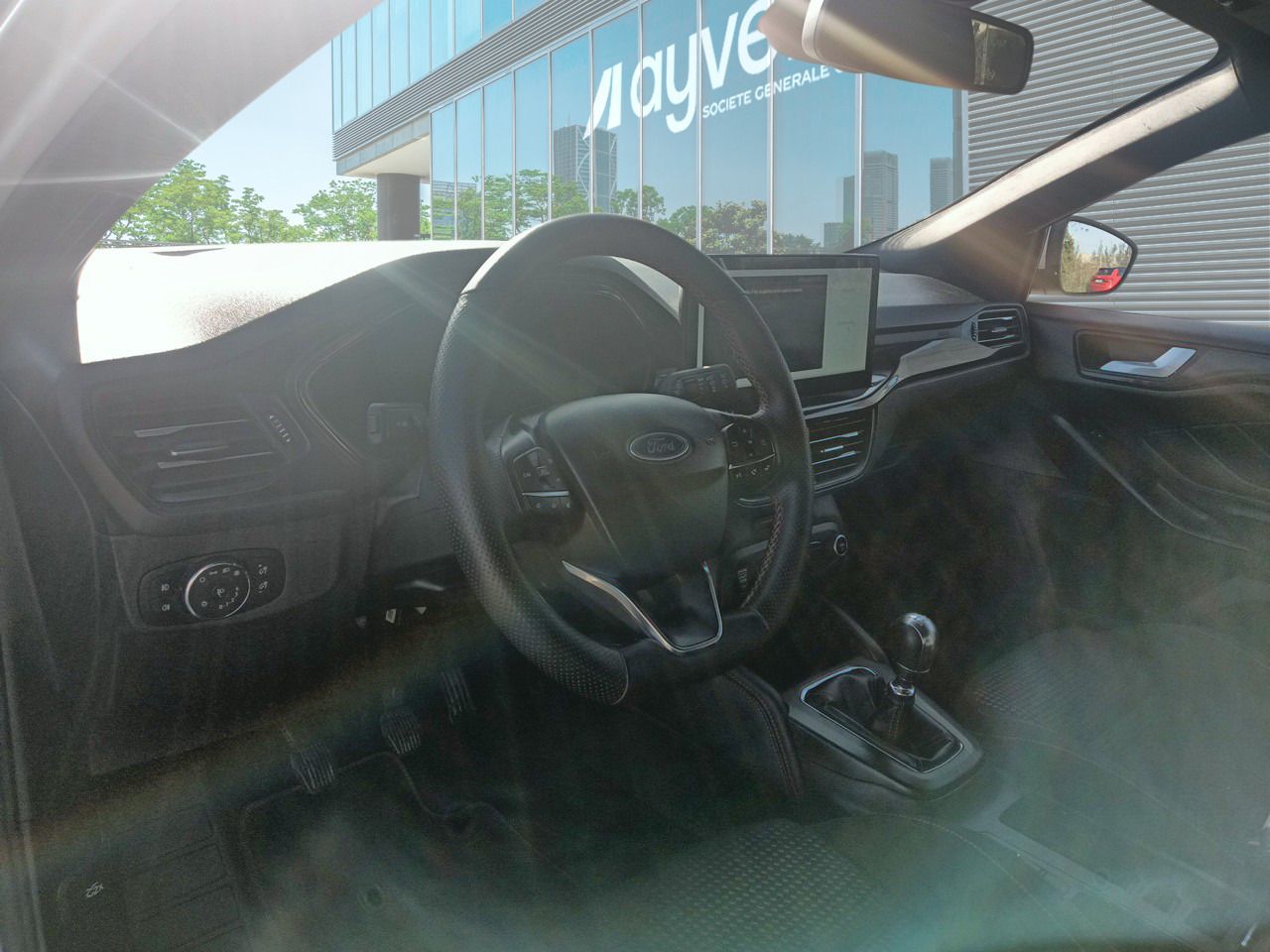 Renting FORD FOCUS 1.0 Ecoboost MHEV 114kW ST-Line X
