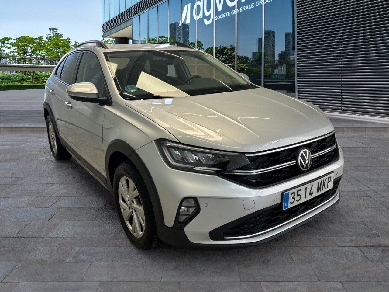 Renting VOLKSWAGEN TAIGO Life 1.0 TSI 81kW (110CV)