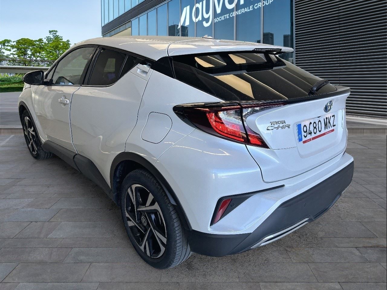 Renting TOYOTA C-HR 2.0 180H Advance