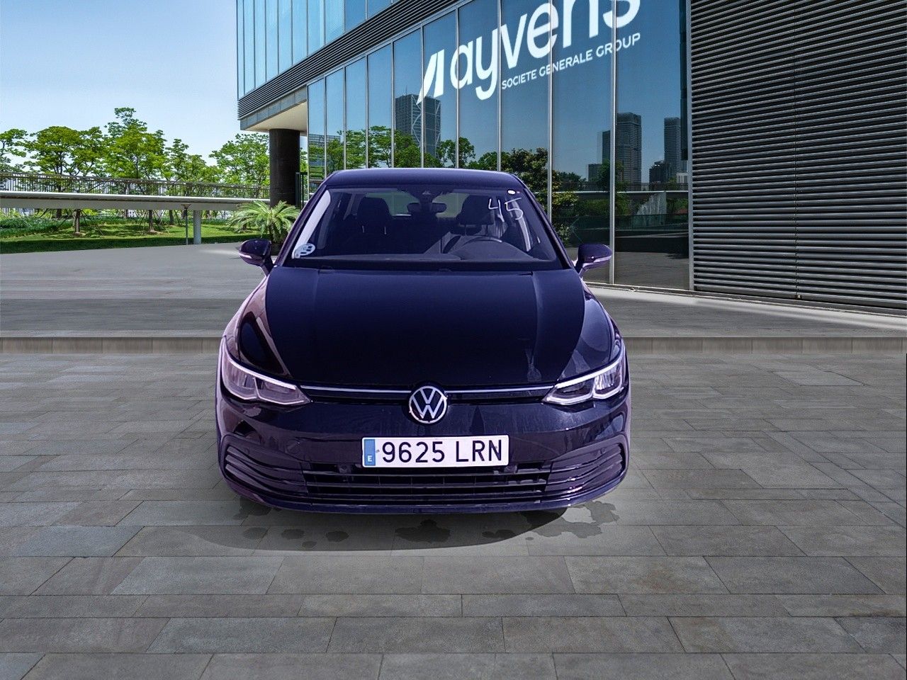 Renting VOLKSWAGEN GOLF 1.0 TSI 81kW (110CV)