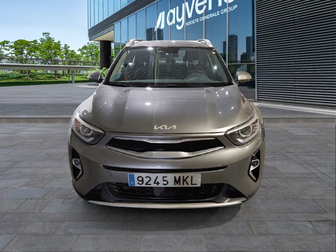Renting KIA STONIC 1.2 DPi 62kW (84CV) Drive