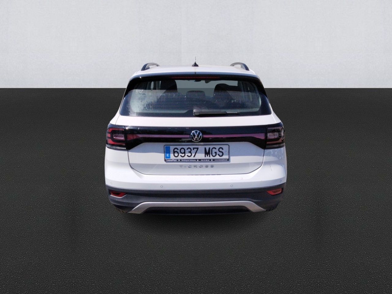 Renting VOLKSWAGEN T-CROSS Advance 1.0 TSI 70kW (95CV)