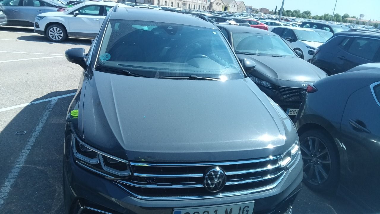 Volkswagen Tiguan 0681 MJG, foto 2 de 8, foto real