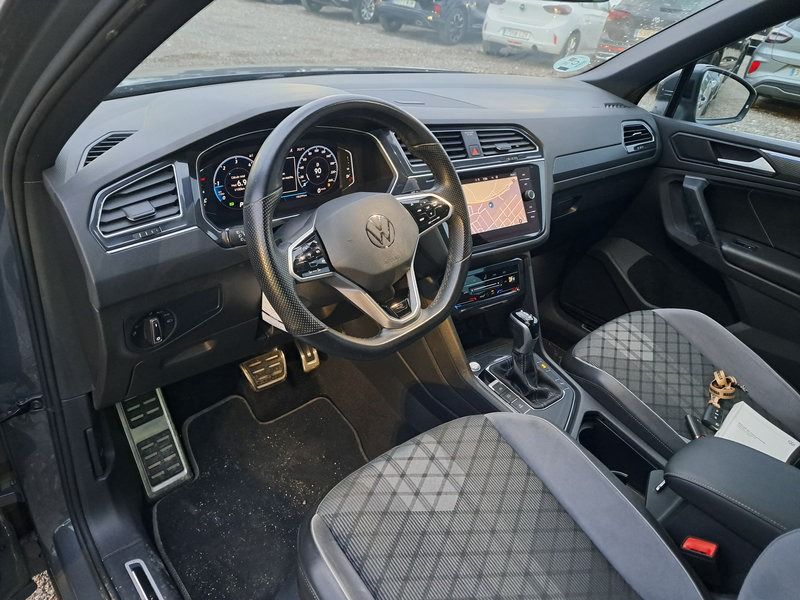 Volkswagen Tiguan 2024 MFR, foto 7 de 8, foto real