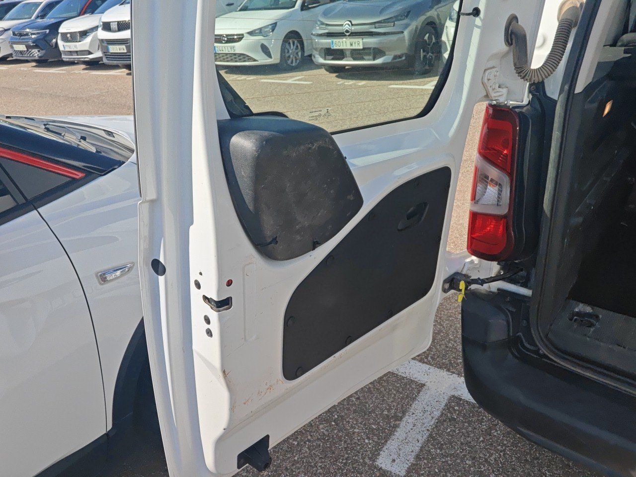 Opel Combo 4750 LLY, foto 8 de 8, foto real