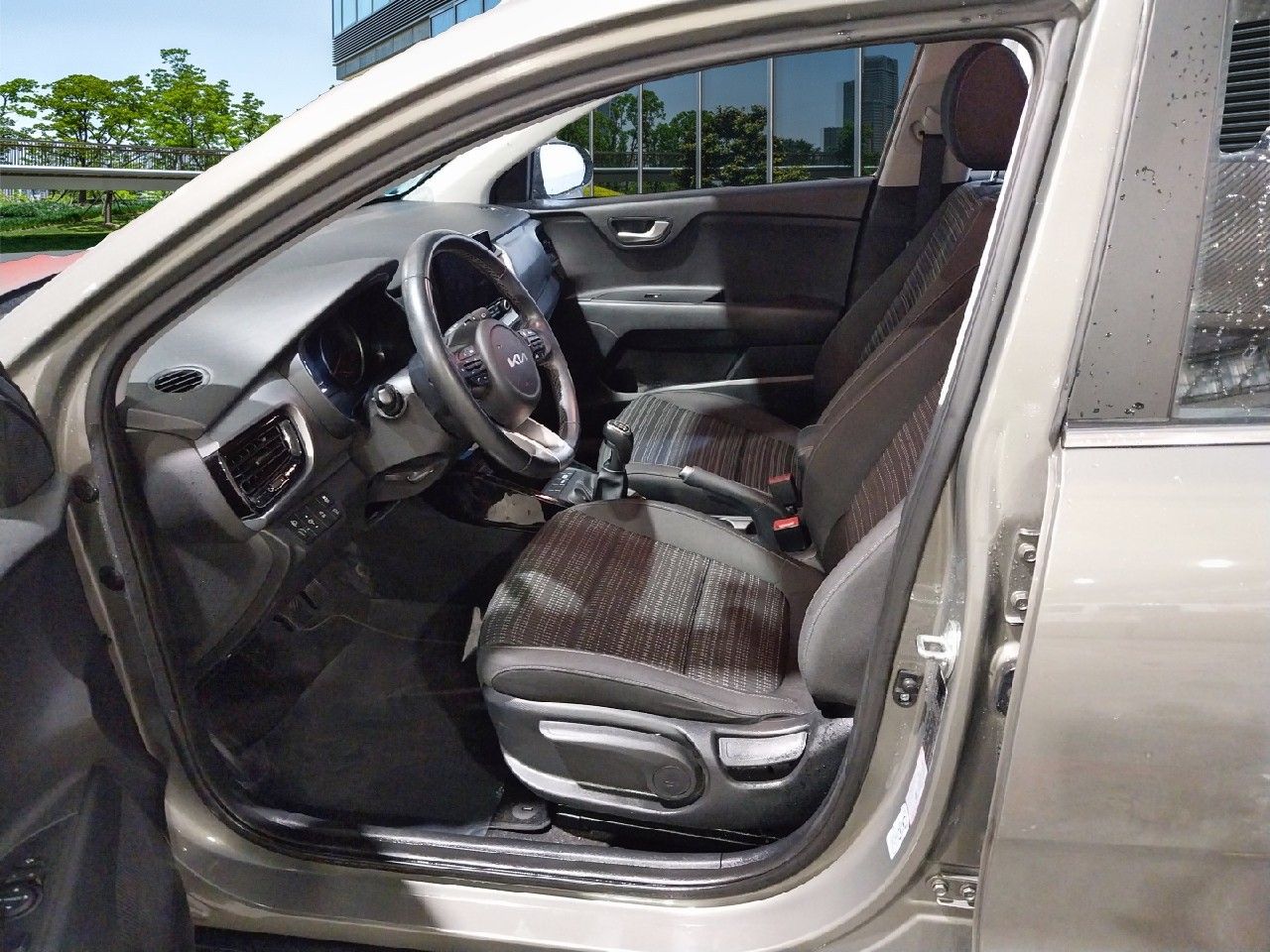 Kia Stonic 5564 MJC, foto 7 de 7, foto real