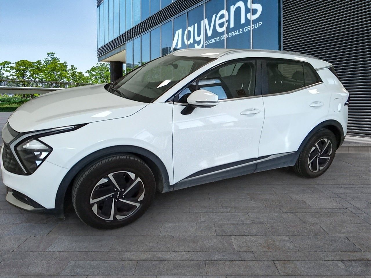 Renting KIA SPORTAGE 1.6 CRDi MHEV 100kW (136CV) Business 4x4