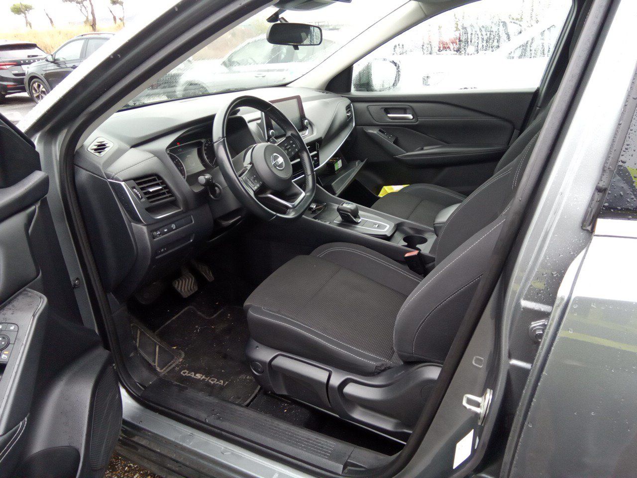 Nissan Qashqai 1704 LYZ, foto 7 de 8, foto real