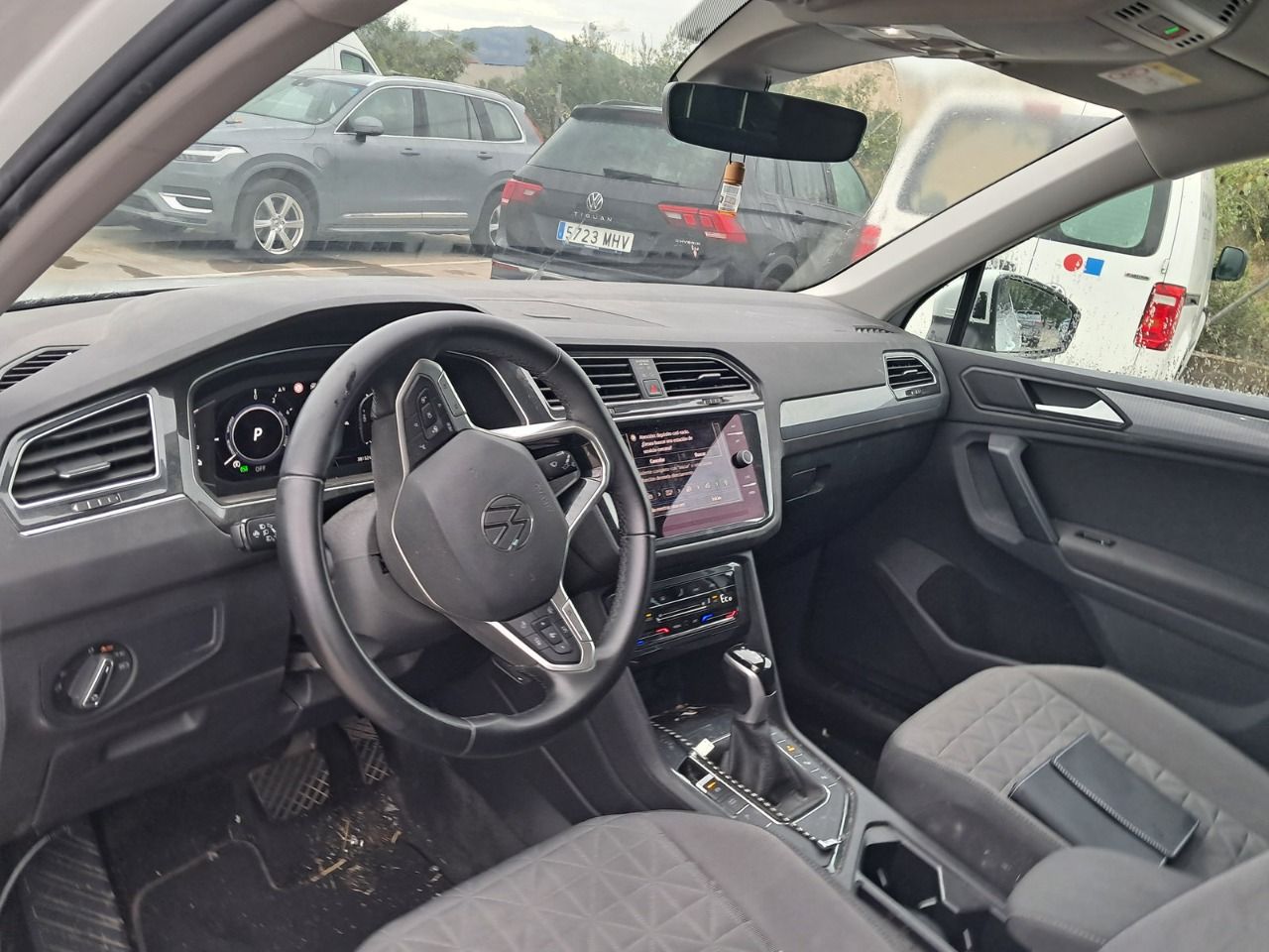 Volkswagen Tiguan 6958 MBL, foto 7 de 8, foto real
