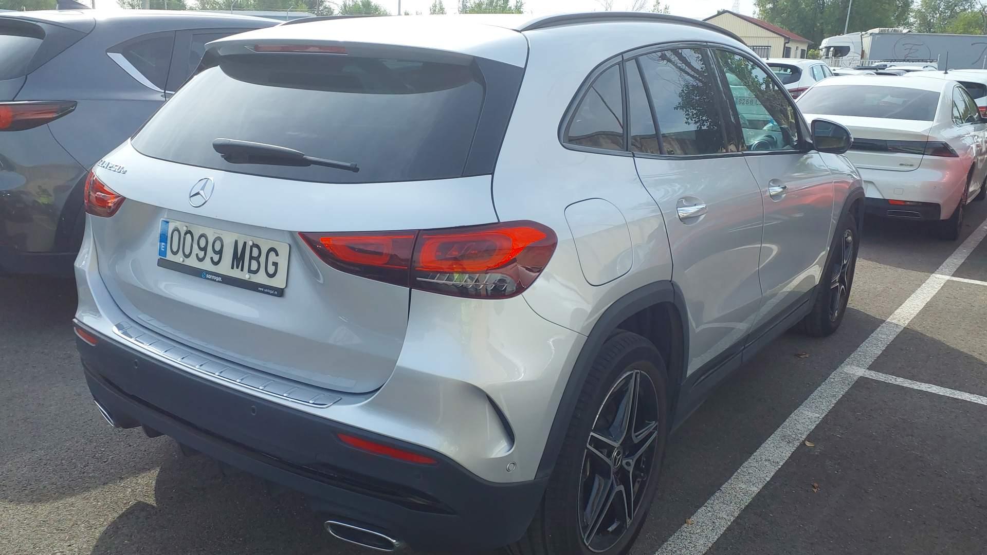 Mercedes GLA 0099 MBG, foto 3 de 8, foto real