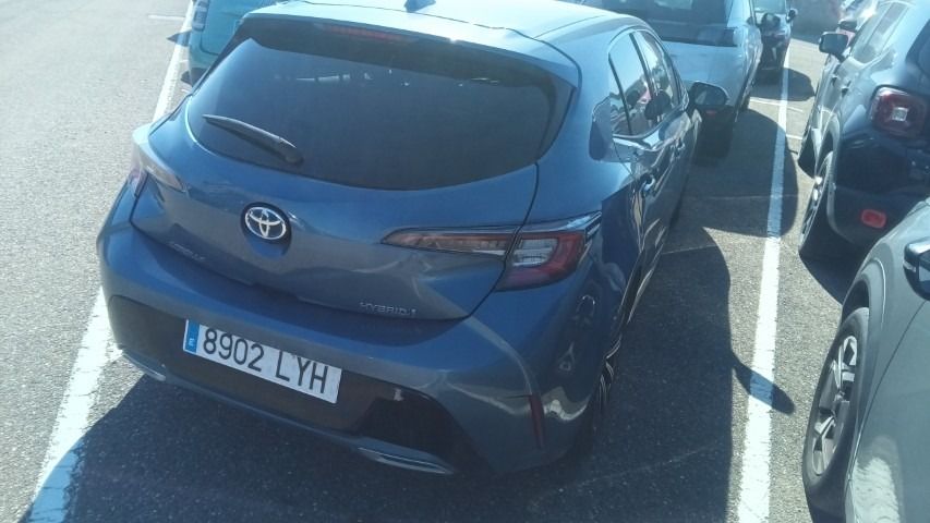 Toyota Corolla 8902 LYH, foto 4 de 8, foto real