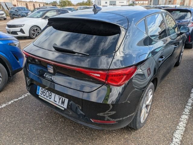 Seat León 9608 LYM, foto 4 de 8, foto real