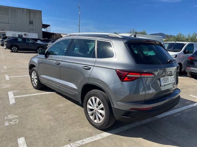 Skoda Karoq 0885 LYJ, foto 6 de 8, foto real