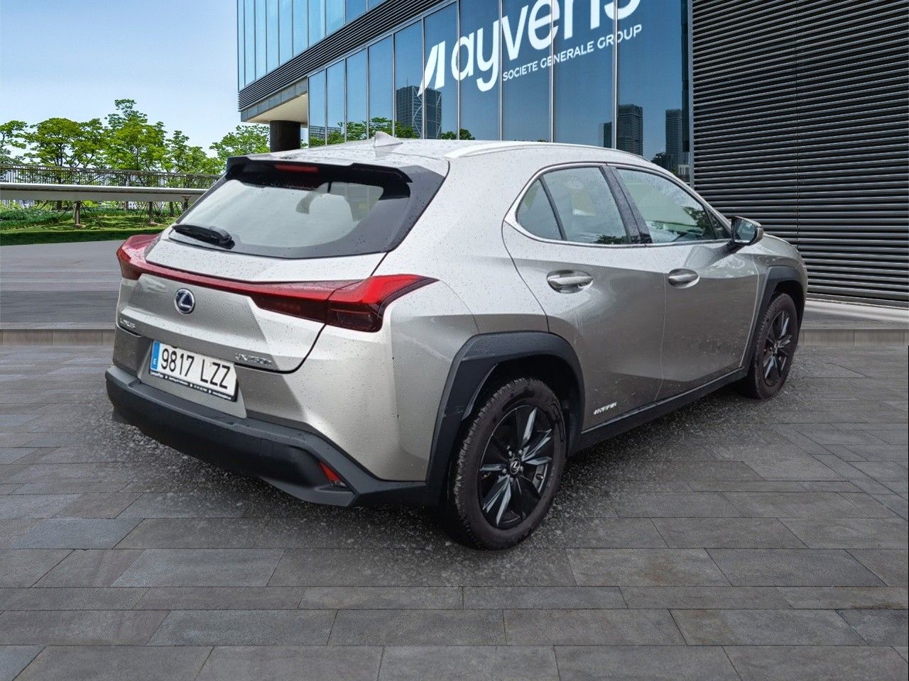 Lexus UX 9817 LZZ, foto 4 de 7, foto real
