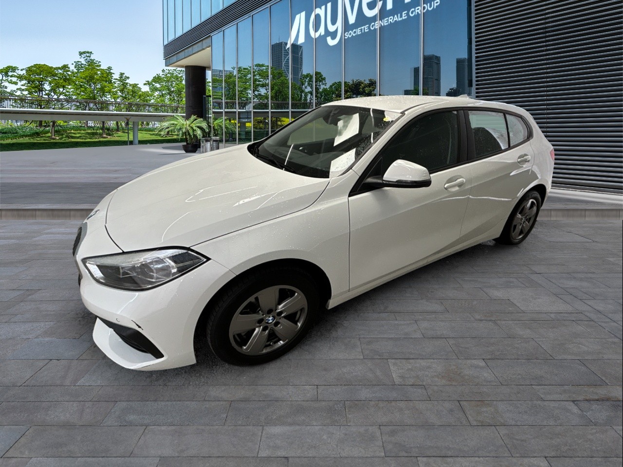 Renting BMW SERIES 1 116d
