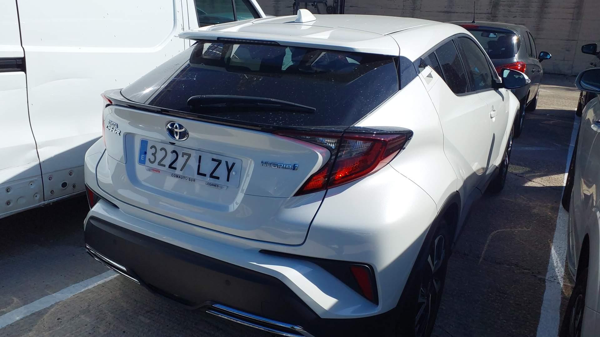 Toyota C-HR 3227 LZY, foto 3 de 8, foto real