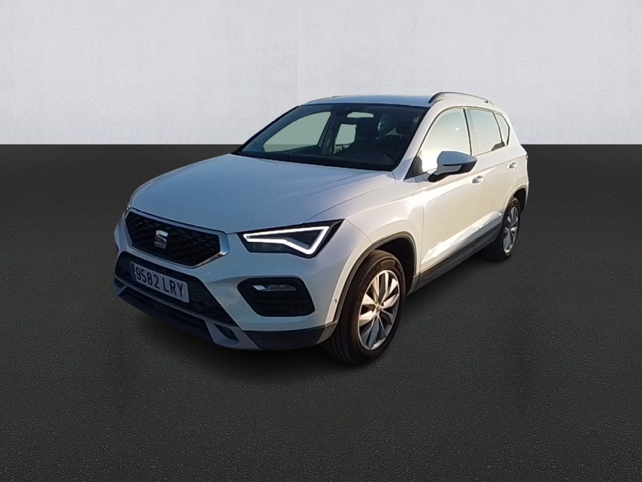 Renting SEAT ATECA 1.0 TSI 81kW St&Sp Style Go