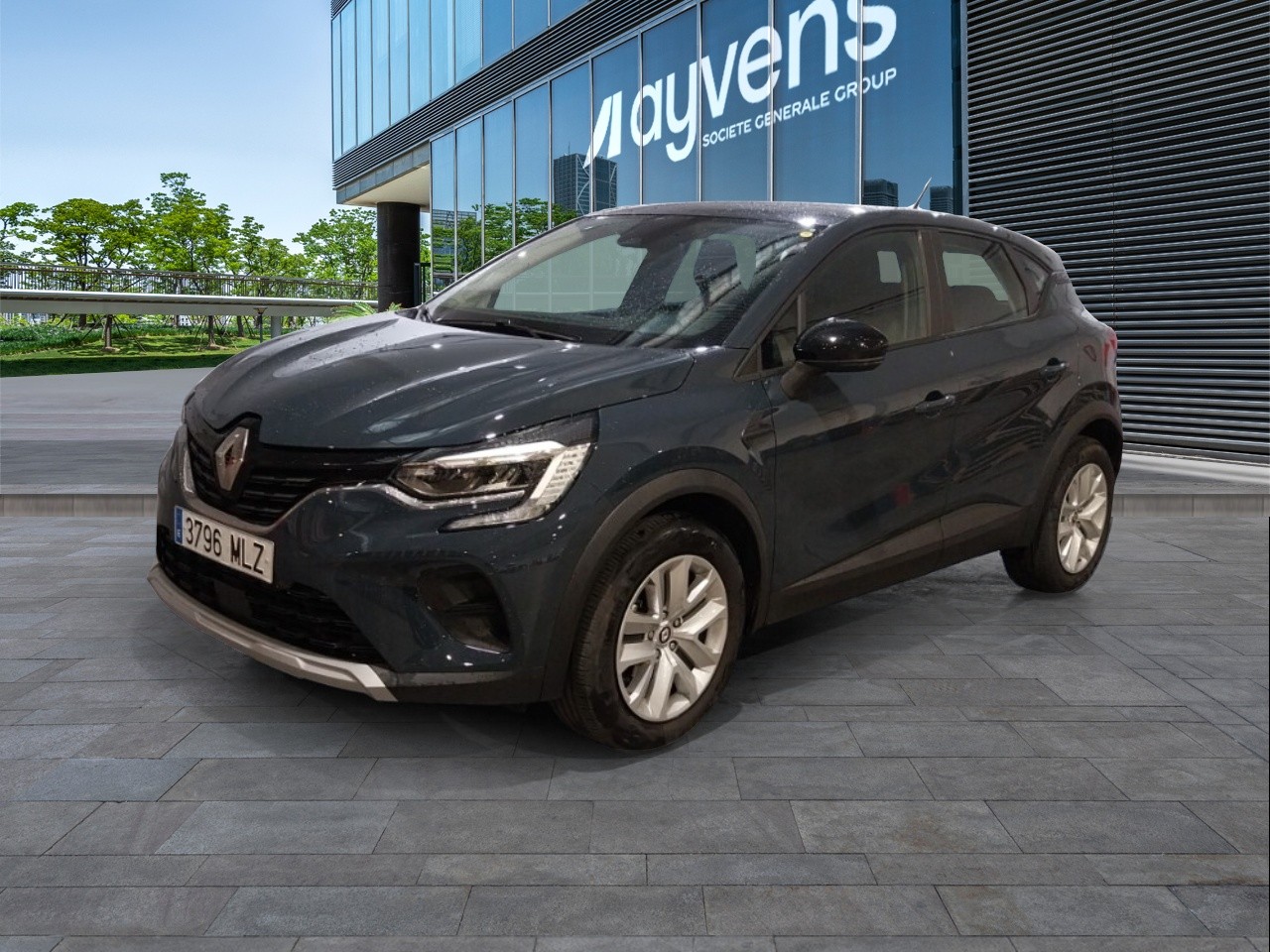Renting RENAULT CAPTUR equilibre TCe 67kW (90CV)