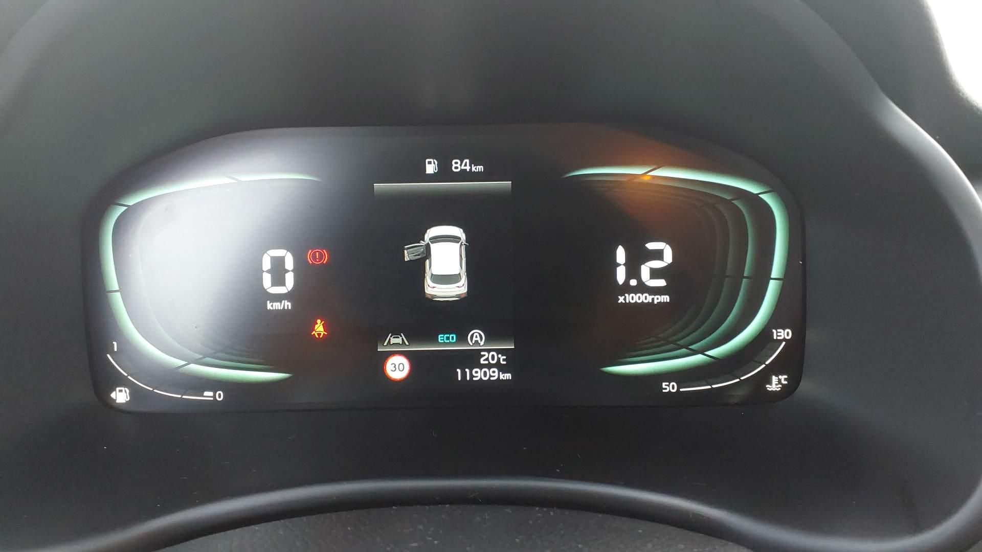 Kia Stonic 0857 NJD, foto 7 de 8, foto real