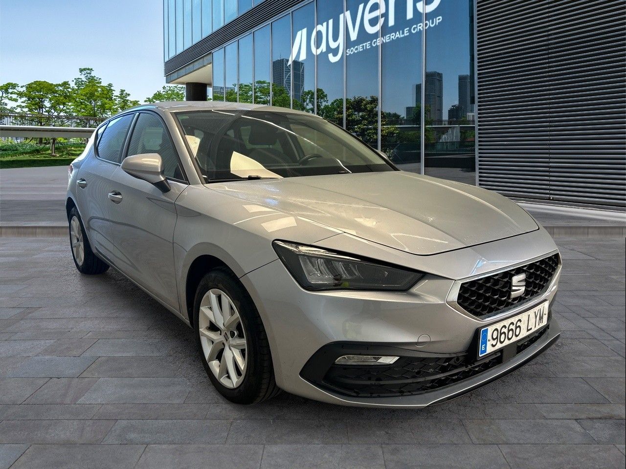 Seat León 9666 LYM, foto 3 de 7, foto real