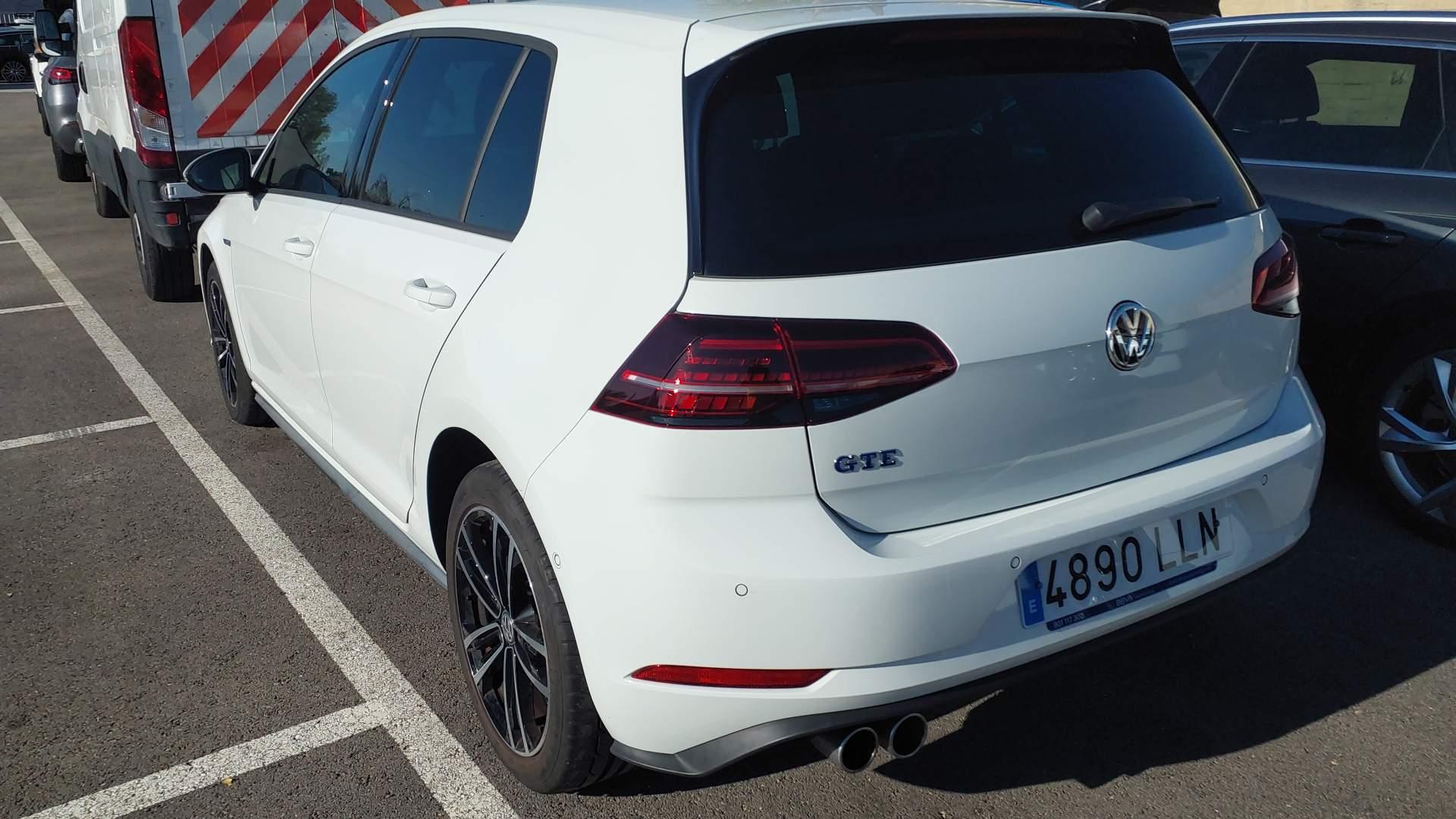 Volkswagen Golf 4890 LLN, foto 2 de 8, foto real