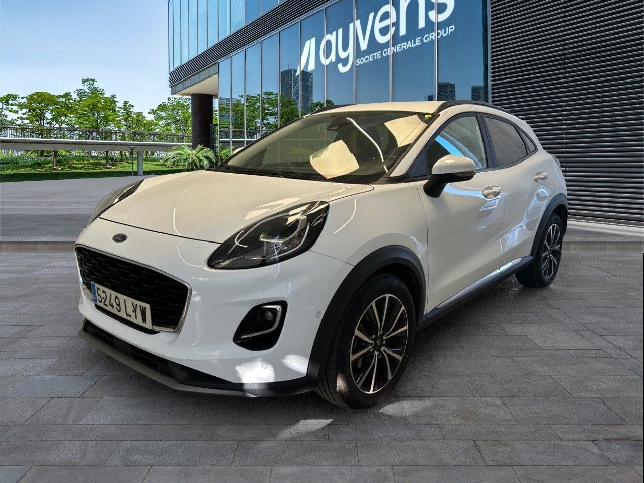 Renting FORD PUMA 1.0 EcoBoost 125cv Titanium Design MHEV