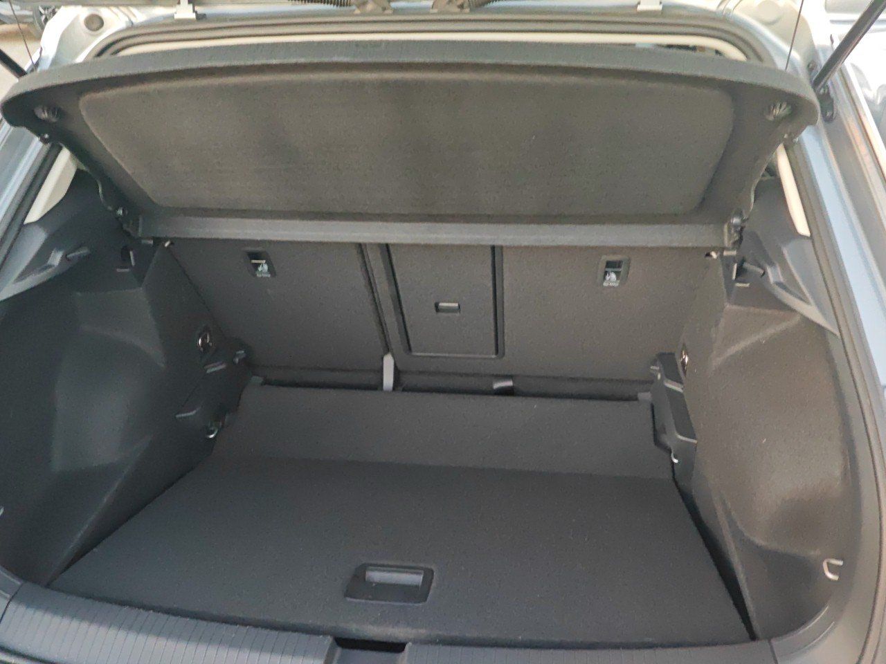 Volkswagen T-Roc 3883 MJM, foto 7 de 8, foto real