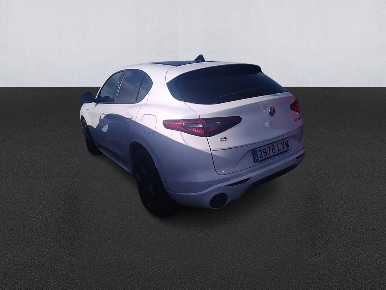 Alfa Romeo Stelvio 2976 LYM, foto 6 de 8, foto real