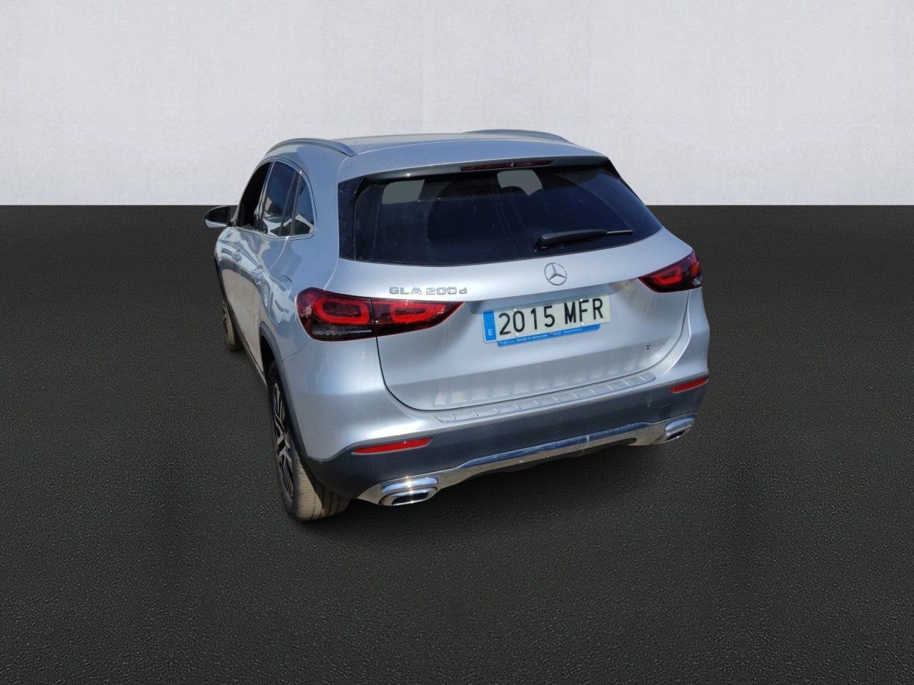 Mercedes GLA 2015 MFR, foto 6 de 8, foto real