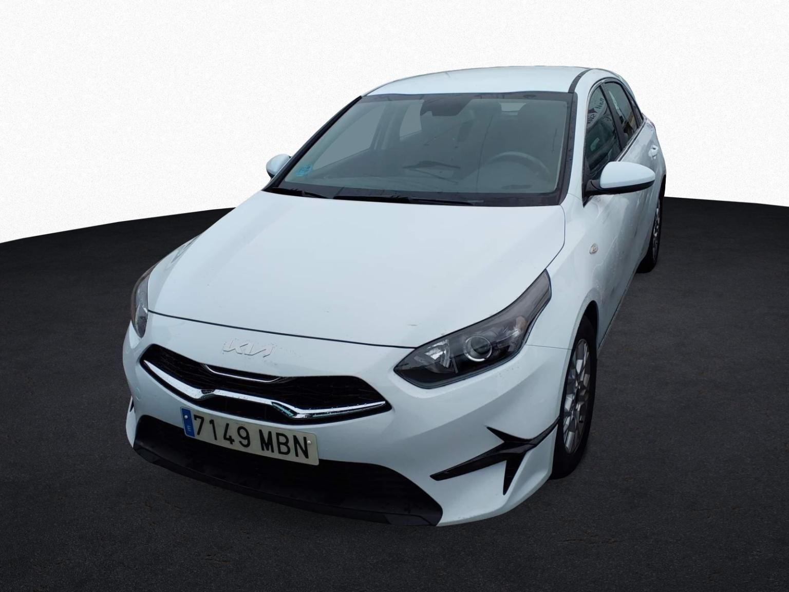 Renting KIA CEED 1.0 T-GDi 74kW (100CV) Drive