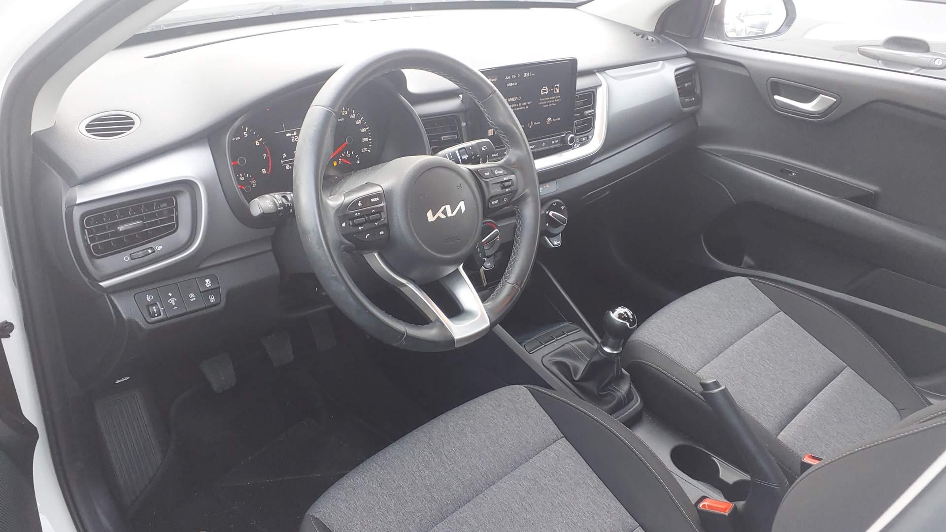Kia Stonic 4709 MJM, foto 5 de 8, foto real