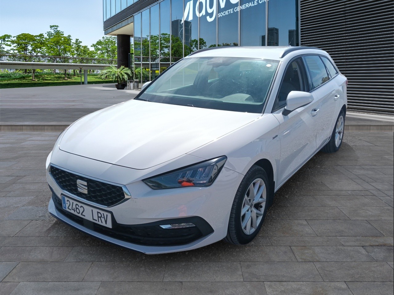 Renting SEAT LEON SP 2.0 TDI 85kW Style Go