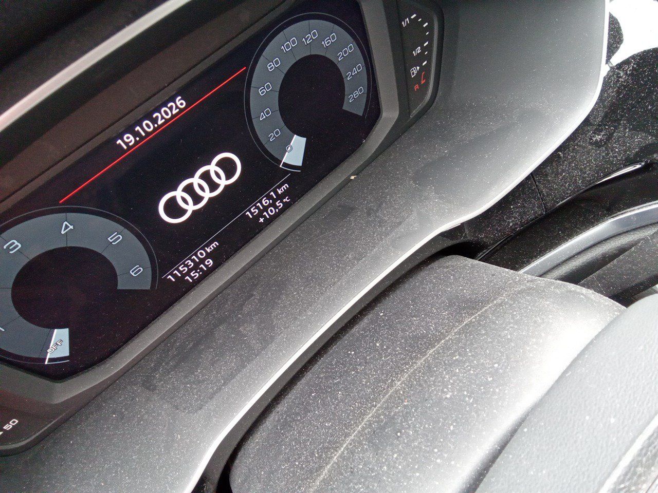 Audi Q3 6839 MBL, foto 8 de 8, foto real