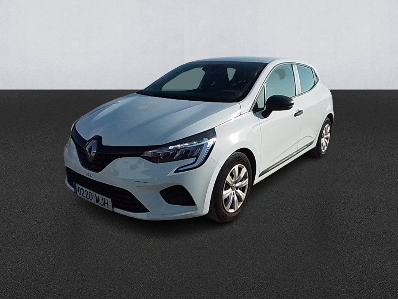 Renting RENAULT CLIO Authentic SCe 49 kW (67CV)