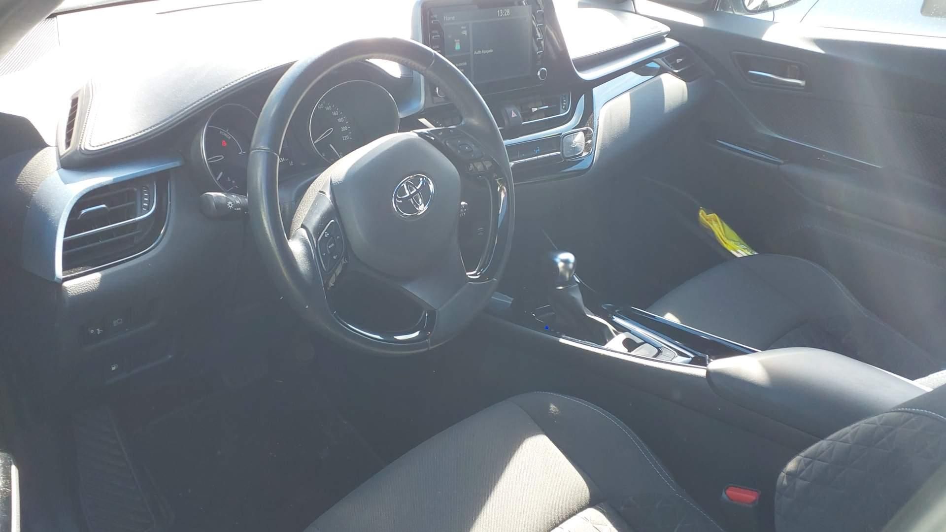 Toyota C-HR 3227 LZY, foto 5 de 8, foto real