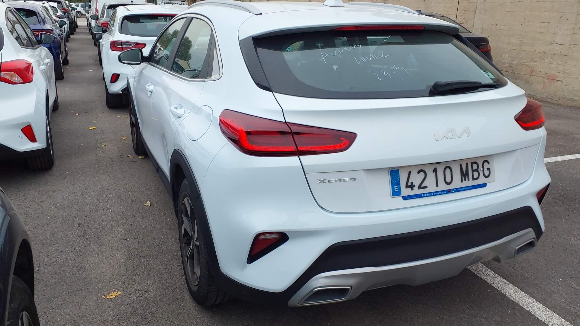 Kia XCeed 4210 MBG, foto 2 de 8, foto real