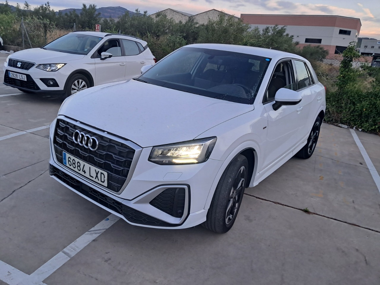 Renting AUDI Q2 S line 35 TDI 110kW (150CV) S tronic